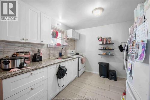 1839 St. Luke, Windsor, ON - Indoor Photo Showing Kitchen With Upgraded Kitchen