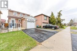 67 KAY DRIVE Toronto, ON M9V 4X8