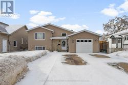 12 WILBERT STREET  Petawawa, ON K8H 2C6