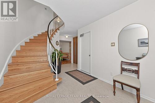 2521 Flannery Drive, Ottawa, ON - Indoor Photo Showing Other Room
