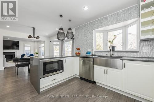 3 Esson Street, Ottawa, ON 