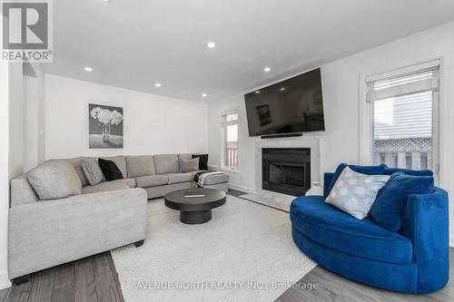 3 Esson Street, Ottawa, ON 