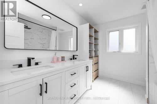 3 Esson Street, Ottawa, ON 