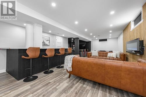 3 Esson Street, Ottawa, ON 