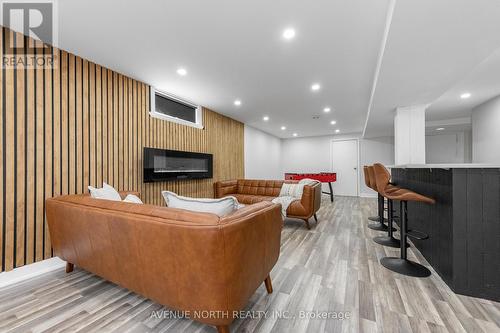 3 Esson Street, Ottawa, ON 