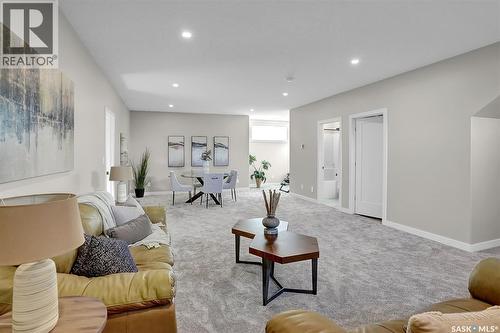 4244 Elderberry Crescent E, Regina, SK - Indoor Photo Showing Living Room