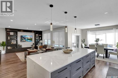 4244 Elderberry Crescent E, Regina, SK - Indoor Photo Showing Kitchen With Upgraded Kitchen