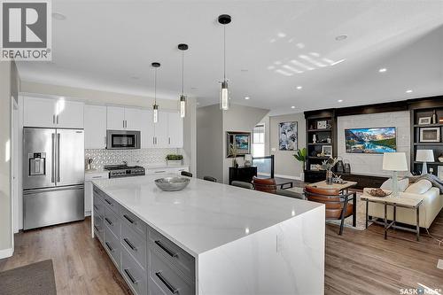 4244 Elderberry Crescent E, Regina, SK - Indoor Photo Showing Kitchen With Upgraded Kitchen