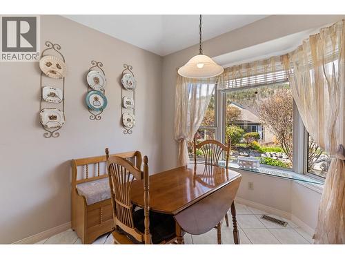 550 Yates Road Unit# 432, Kelowna, BC - Indoor Photo Showing Dining Room