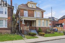 65 FAIRHOLT Road S Unit# 2 Hamilton, ON L8M 2T5