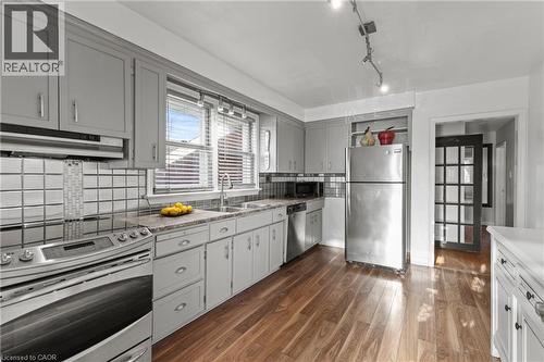96 Terrace Drive, Hamilton, ON - Indoor Photo Showing Kitchen With Double Sink