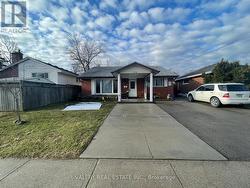 2 - 176 FENNELL AVENUE E Hamilton, ON L9A 1S3