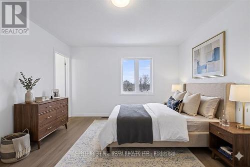 17 Bedford Estates Crescent, Barrie, ON - Indoor Photo Showing Bedroom