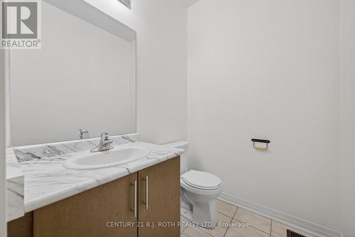 17 Bedford Estates Crescent, Barrie, ON - Indoor Photo Showing Bathroom
