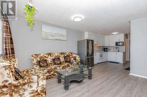 7256 Lancaster Avenue S, Mississauga, ON - Indoor