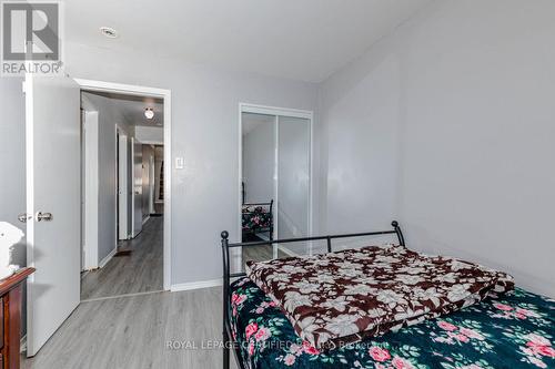 7256 Lancaster Avenue S, Mississauga, ON - Indoor Photo Showing Bedroom
