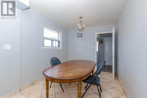 7256 Lancaster Avenue S, Mississauga, ON - Indoor Photo Showing Dining Room