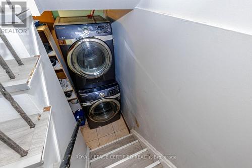 7256 Lancaster Avenue S, Mississauga, ON - Indoor Photo Showing Laundry Room