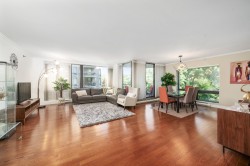 512-3577 Av. Atwater Montréal (Ville-Marie), QC H3H 2R2