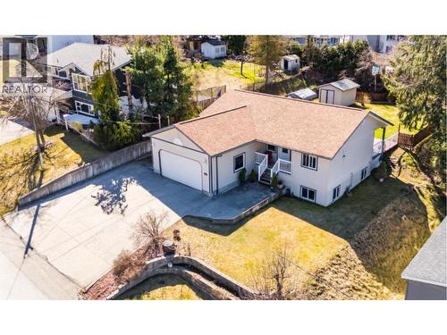 113 Cedar Avenue  Fruitvale, BC V0G 1L0