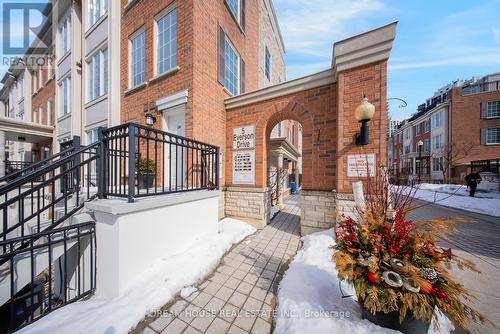 1008 - 5 Everson Drive, Toronto, ON - Outdoor