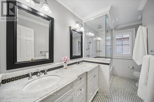 1494 The Links Drive, Oakville, ON - Indoor Photo Showing Bathroom
