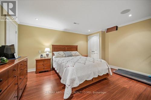 1494 The Links Drive, Oakville, ON - Indoor Photo Showing Bedroom