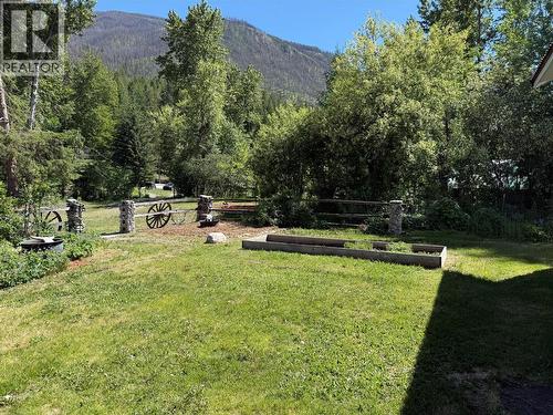 5888 Lazy Lake Road, Wasa, BC 