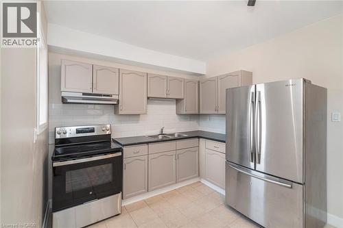 60 Keith Street, Hamilton, ON - Indoor Photo Showing Kitchen With Double Sink