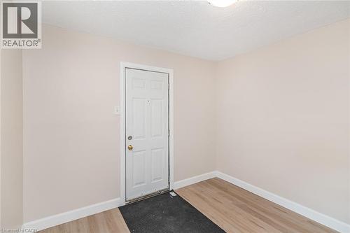 60 Keith Street, Hamilton, ON - Indoor Photo Showing Other Room