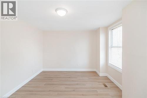 60 Keith Street, Hamilton, ON - Indoor Photo Showing Other Room