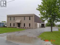 1960 HALFORD DRIVE  Tecumseh, ON N9A 6J3