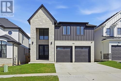 1886 Fountain Grass Drive, London South (South B), ON - Outdoor With Facade