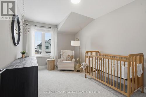 1886 Fountain Grass Drive, London South (South B), ON - Indoor Photo Showing Bedroom