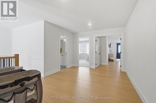 1886 Fountain Grass Drive, London South (South B), ON - Indoor Photo Showing Other Room
