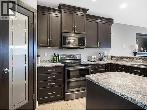 143 Eagle Crescent, Williams Lake, BC - Indoor Photo Showing Kitchen With Upgraded Kitchen