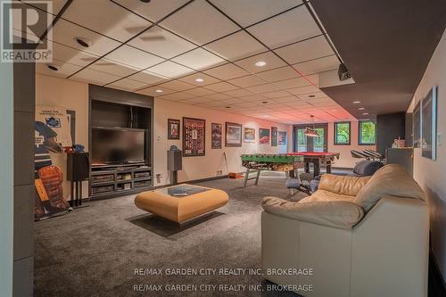 86 Tremont Drive, St. Catharines (Glendale/Glenridge), ON - Indoor
