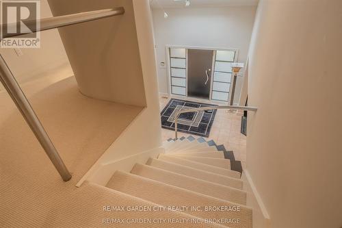 86 Tremont Drive, St. Catharines (Glendale/Glenridge), ON - Indoor Photo Showing Other Room