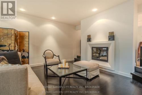 86 Tremont Drive, St. Catharines (Glendale/Glenridge), ON - Indoor Photo Showing Living Room With Fireplace