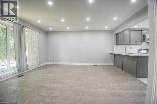 279 Dixon Street, Kitchener, ON - Indoor Photo Showing Other Room