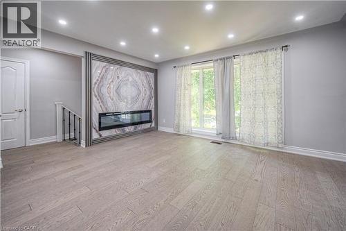 279 Dixon Street, Kitchener, ON - Indoor Photo Showing Other Room