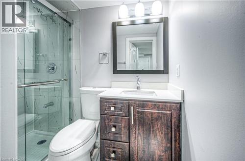 279 Dixon Street, Kitchener, ON - Indoor Photo Showing Bathroom