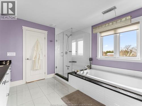 65 Augustus, Lasalle, ON - Indoor