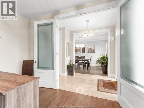 65 Augustus, Lasalle, ON - Indoor