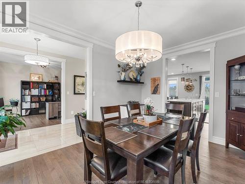 65 Augustus, Lasalle, ON - Indoor Photo Showing Dining Room