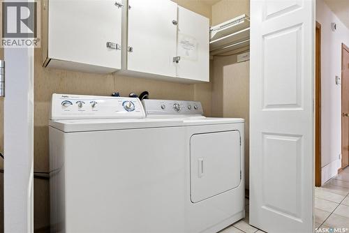 30 Dalhousie Way, Regina, SK - Indoor Photo Showing Laundry Room