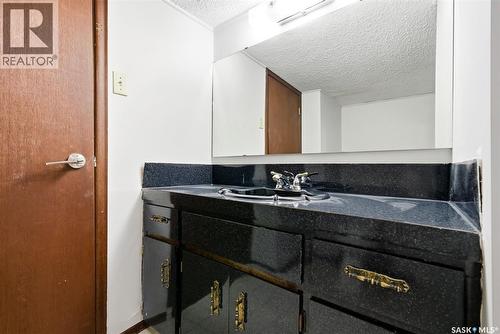 30 Dalhousie Way, Regina, SK - Indoor Photo Showing Bathroom