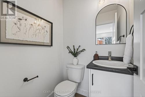 51177 Ron Mcneil Line E, Malahide (Springfield), ON - Indoor Photo Showing Bathroom