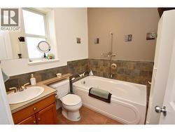 3pc ensuite with jetted tub - 
