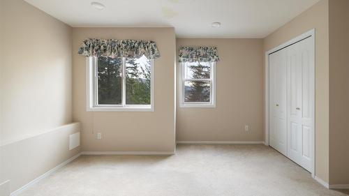 14-2300 Silver Place, Kelowna, BC - Indoor Photo Showing Other Room